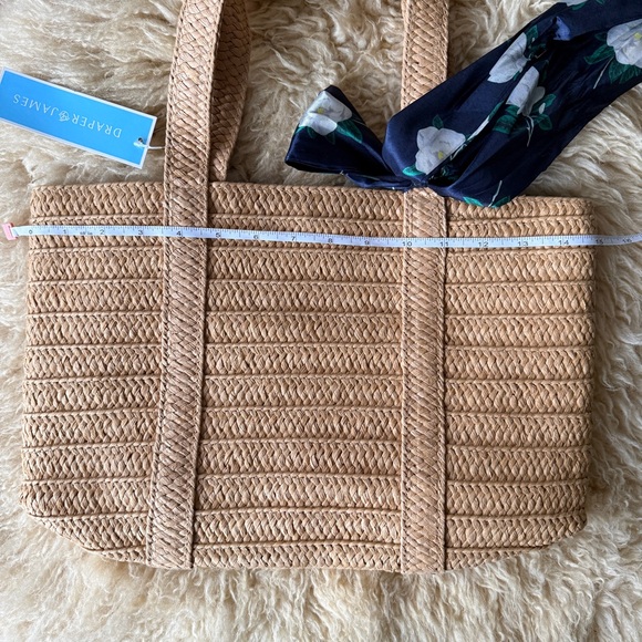 NWT Draper James Everyday Straw Bag Tote with Scarf - Picture 3 of 6